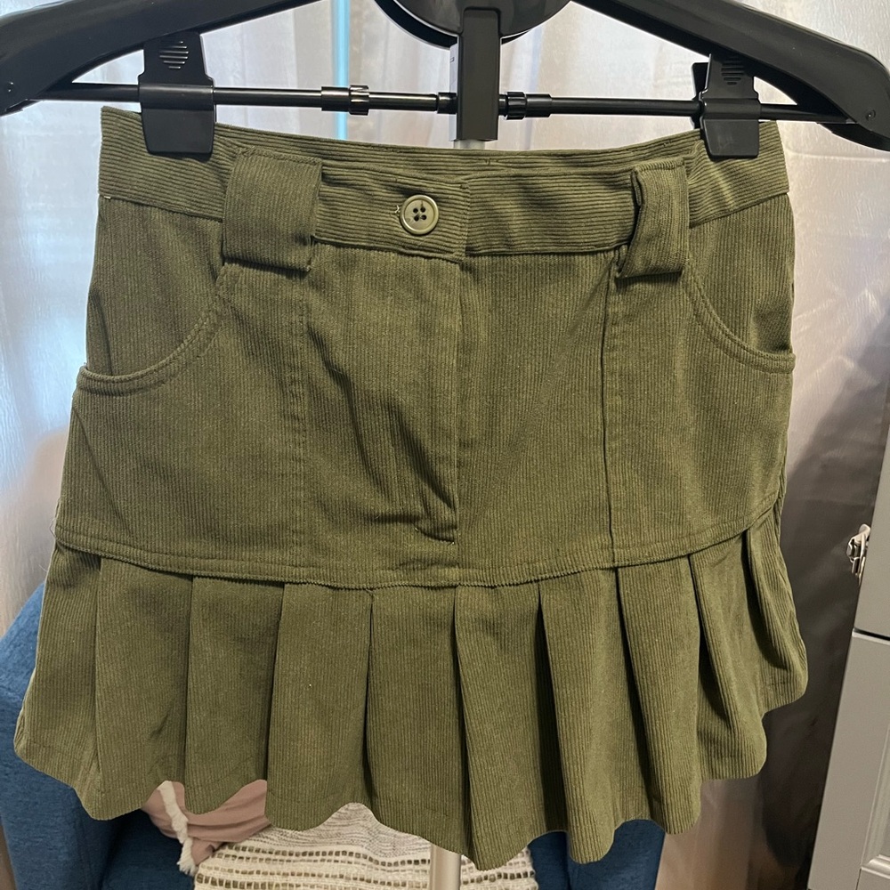 Sincerely Jules Army Green Corduroy Pleated Mini Skirt